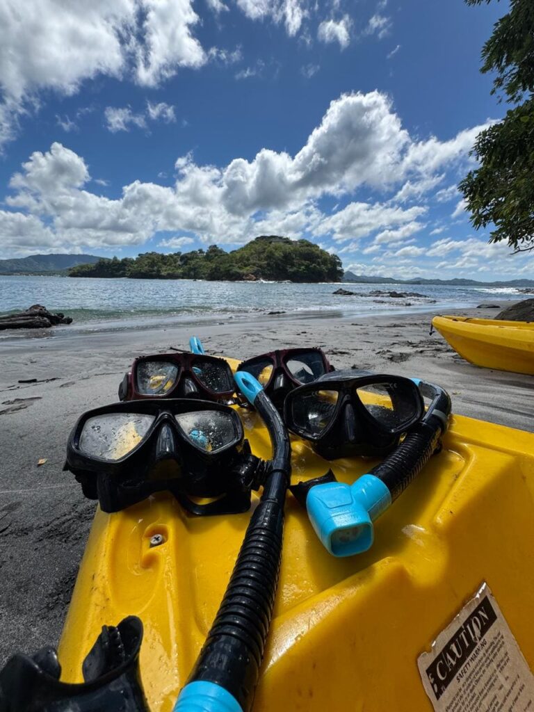 Kayaking and snorkeling tour near Playa Flamingo